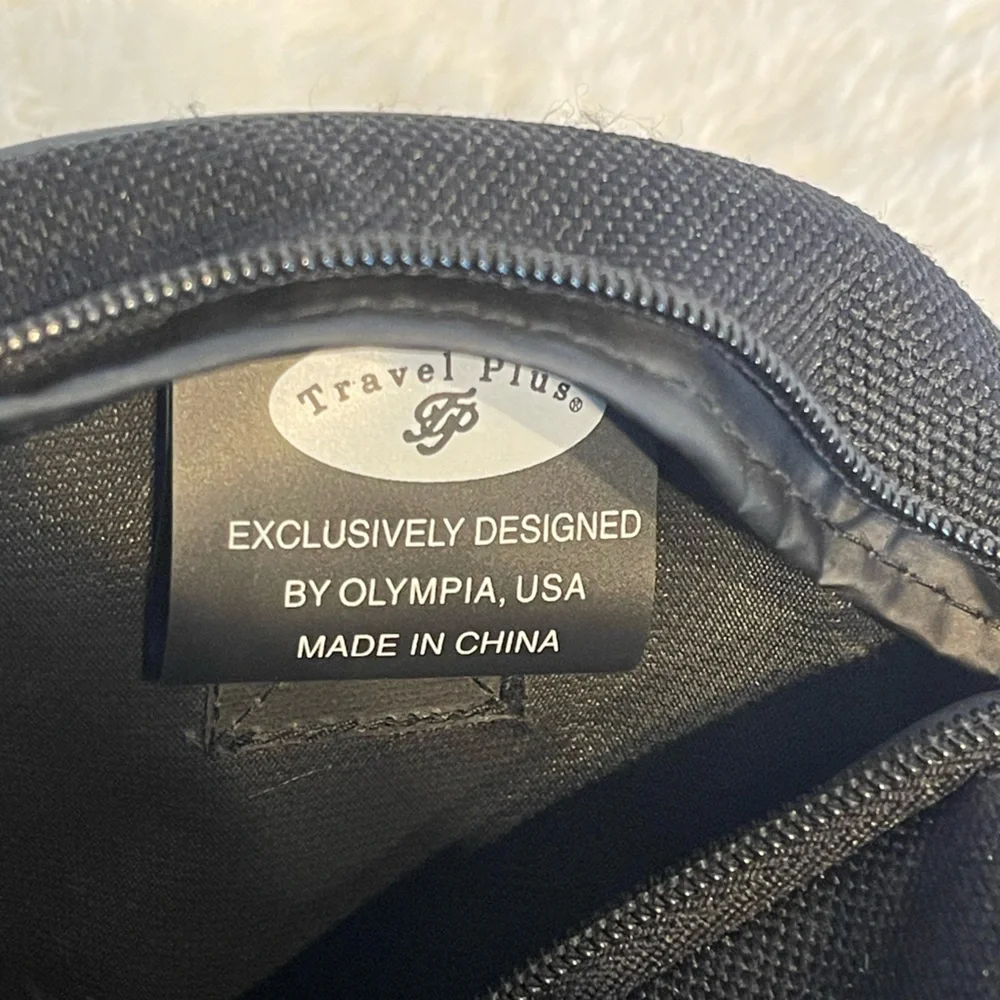 Travel Plus carry on bag in black